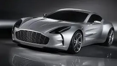 海清47岁机场照引热议，网友笑称：居委会阿姨风范！